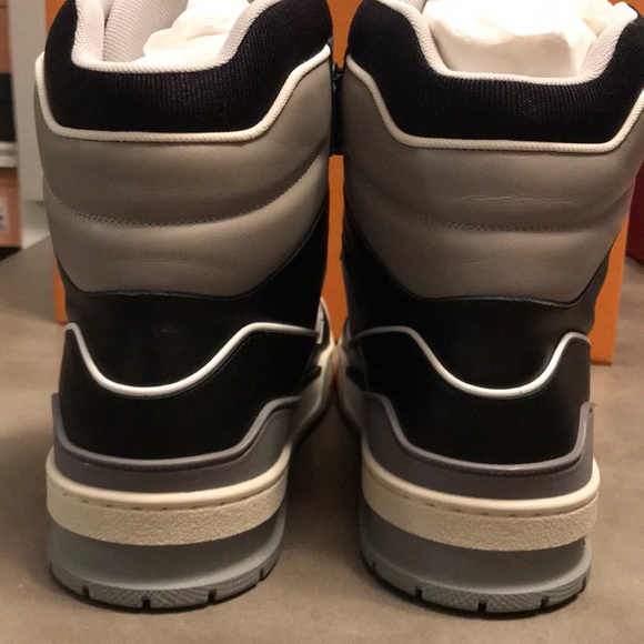 NWB LV Trainer Sneaker Boot High Blk/Gry - Picture 4 of 8